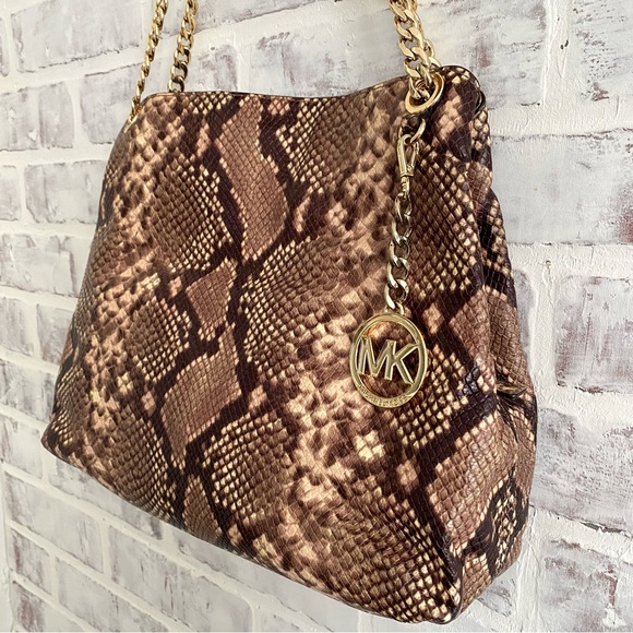 Michael Kors • Python Embosed Jet Set Chain Large Tote • Beige Brown Snakeskin - Picture 5 of 16